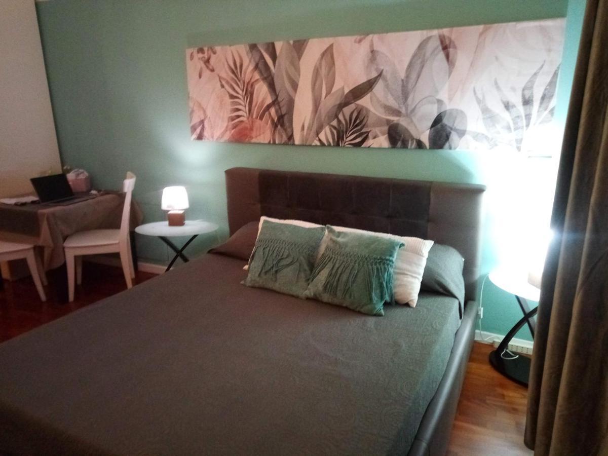 Centro Storico Suites ジョヴィナッツォ エクステリア 写真